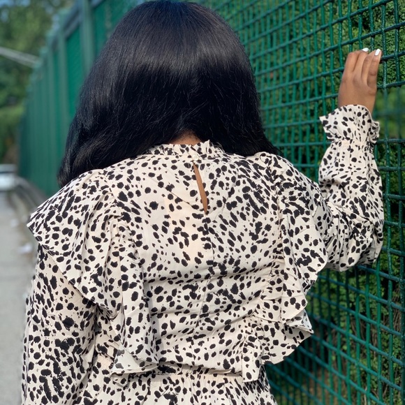 Animal Print Ruffled Top - Picture 4 of 4